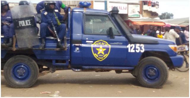 Véhicule de la Police nationale congolaise